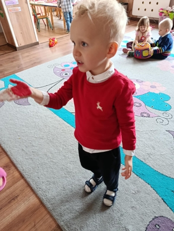 a21ee610-a2d8-476b-8f9e-a7c140bb41ef