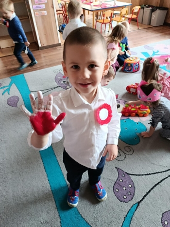 eac09695-78f6-4e75-840b-9a71de363c8a