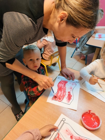 4d8171d3-83bc-4202-aac7-812ea70bddd3