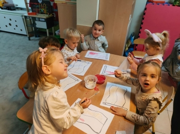 e82eb271-25e1-419c-9d8e-e1d818ad287b